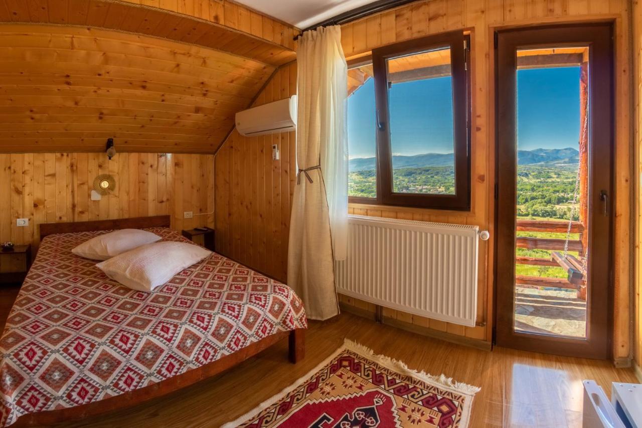 Hotel Pensiunea La Maria Lu' Sandoiu à Poenari Extérieur photo